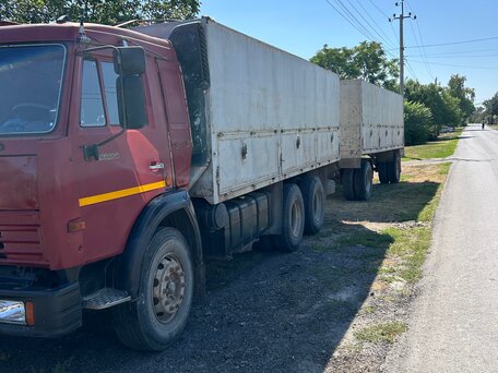 2004 КамАЗ 53215, красный, 1100000 рублей, вид 2