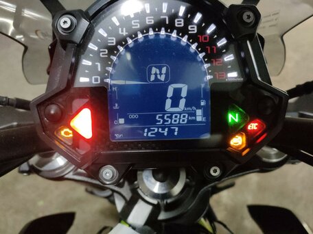 2017 Kawasaki Z 650, чёрный, 727000 рублей, вид 5