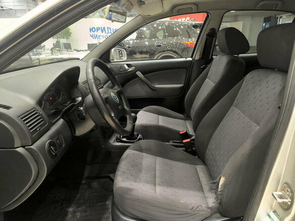 2006 Skoda Octavia I (A4) Рестайлинг, серебристый, 320000 рублей - вид 15
