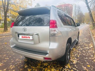 2010 Toyota Land Cruiser Prado 150 Series, серебристый, 2650000 рублей, вид 4