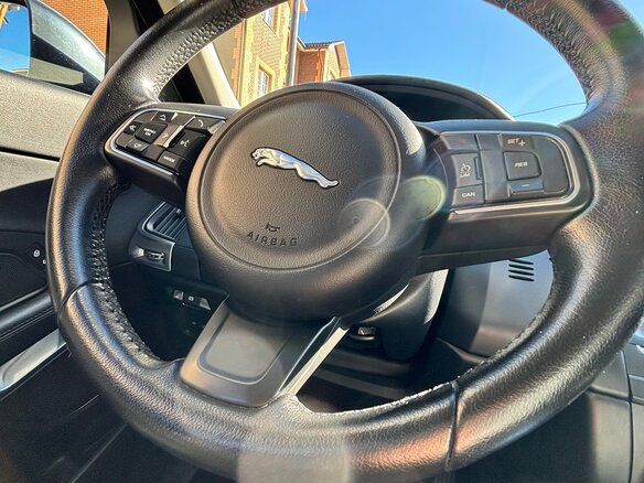 2018 Jaguar E-Pace I, белый - вид 11