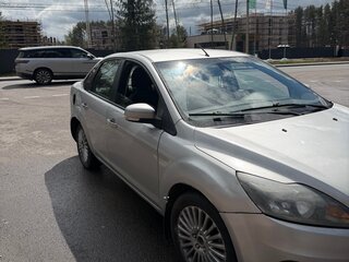 2009 Ford Focus II Рестайлинг, серебристый, 240000 рублей, вид 2