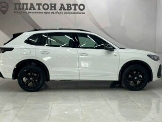 2026 Volkswagen Tiguan L Pro III (China Market), белый, 5149000 рублей, вид 4