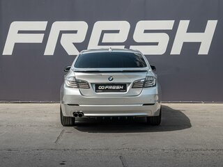 2013 BMW 5 серии 520i VI (F10/F11/F07), серебристый, 1679000 рублей, вид 4
