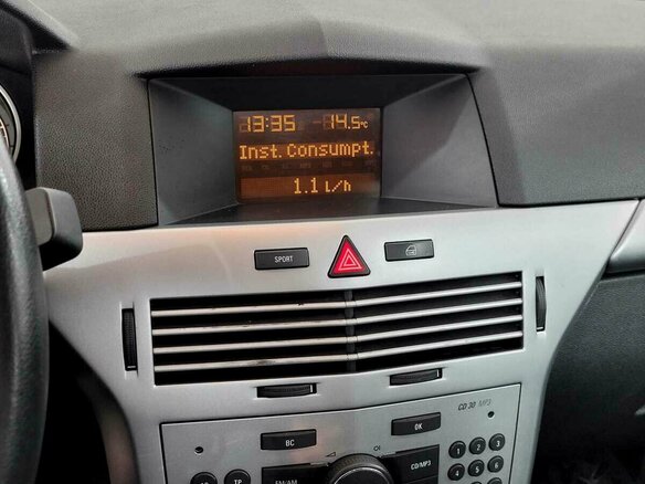 2011 Opel Astra H Рестайлинг, красный - вид 6