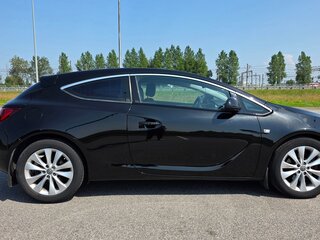 2012 Opel Astra GTC J Рестайлинг, чёрный, 980000 рублей, вид 3