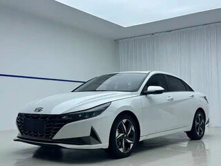 2022 Hyundai Elantra VII (CN7), серебристый, 1425500 рублей, вид 2
