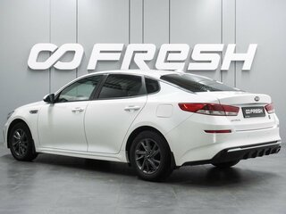 2018 Kia Optima IV Рестайлинг, белый, 1749000 рублей, вид 2