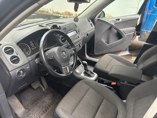 2014 Volkswagen Tiguan I Рестайлинг, чёрный, 1350000 рублей, вид 5