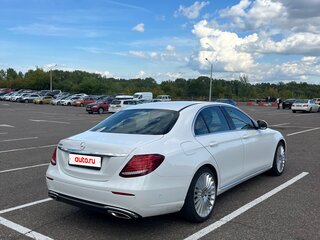 2016 Mercedes-Benz E-Класс 200 V (W213, S213, C238), белый, 2500000 рублей, вид 4