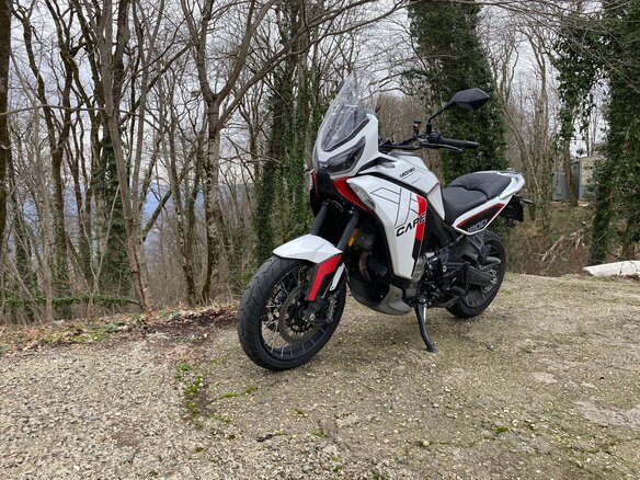 2026 Moto Morini X-CAPE 1200, красный, 1499900 рублей - вид 11