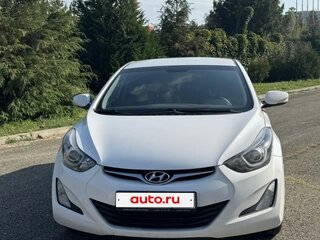 2015 Hyundai Elantra V (MD) Рестайлинг, белый, 1300000 рублей, вид 3