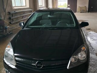 2010 Opel Astra GTC H Рестайлинг, чёрный, 490000 рублей, вид 2