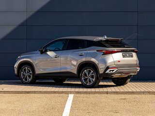 2024 Omoda C5 I Рестайлинг, серый, 1995000 рублей, вид 4