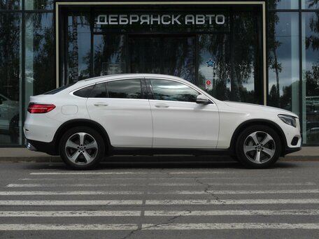 2018 Mercedes-Benz GLC Coupe 250 I (C253), белый, 3560000 рублей, вид 4