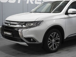 2015 Mitsubishi Outlander III Рестайлинг 2, белый, 2300000 рублей, вид 5