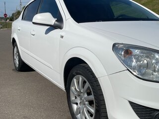 2012 Opel Astra H Рестайлинг, белый, 420000 рублей, вид 5