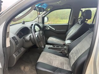 2008 Nissan Navara (Frontier) III (D40), серебристый, 1200000 рублей, вид 5