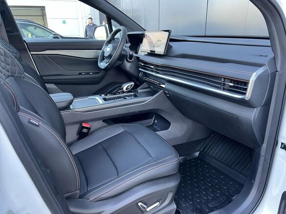 2026 Geely Okavango I Рестайлинг, белый, 4085990 рублей - вид 10