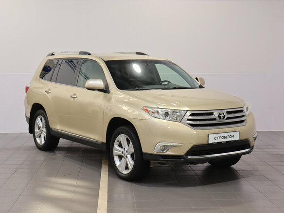 2010 Toyota Highlander II (XU40) Рестайлинг, бежевый - вид 3