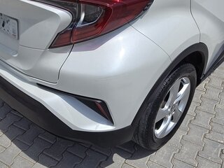 2019 Toyota C-HR I, белый, 1800000 рублей, вид 3