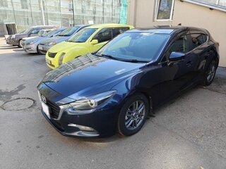 2018 Mazda Axela III Рестайлинг, синий, 1650000 рублей, вид 1