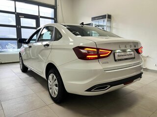2026 Lada (ВАЗ) Vesta I Рестайлинг (NG), белый, 1581000 рублей, вид 4