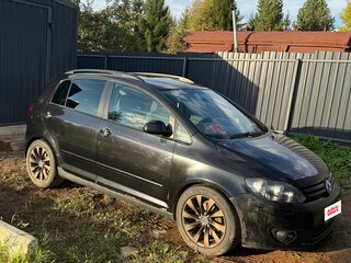 2010 Volkswagen Golf Plus II, чёрный, 550000 рублей, вид 2