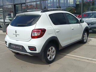2020 Renault Sandero Stepway II Рестайлинг, белый, 920000 рублей, вид 5