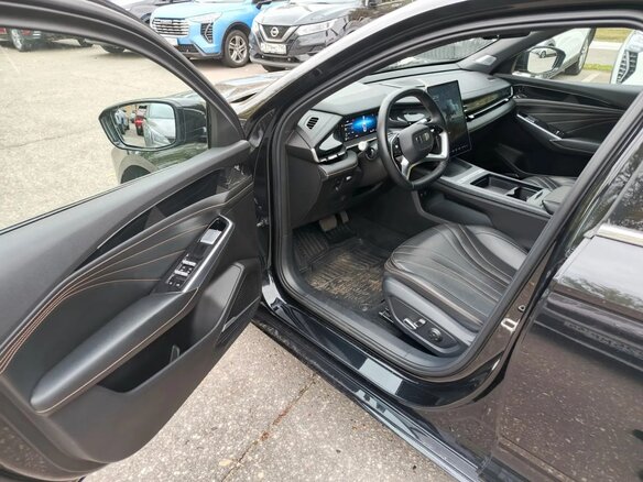 2024 Geely Preface I, чёрный - вид 9