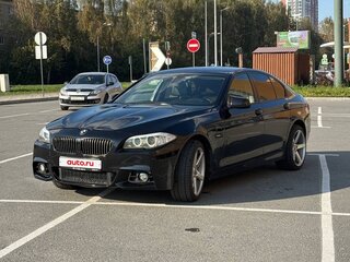 2013 BMW 5 серии 520i VI (F10/F11/F07), чёрный, 1800000 рублей, вид 2