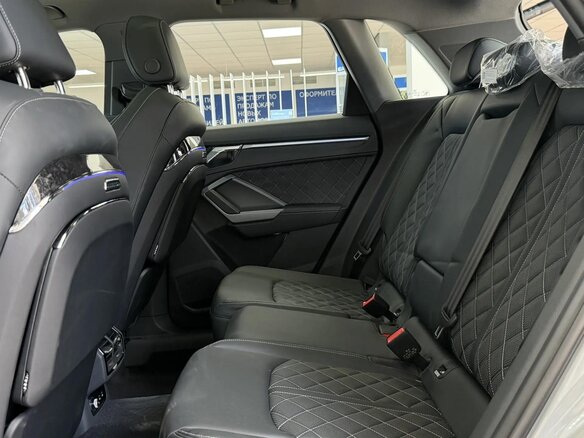 2026 Audi Q3 35 TFSI II (F3), серый, 3850000 рублей - вид 14