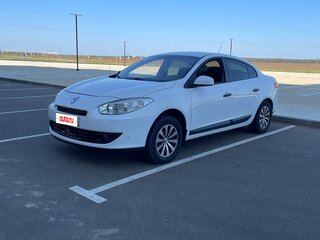 2010 Renault Fluence I, белый, 440000 рублей, вид 1
