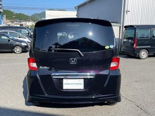 2013 Honda Freed Spike I Рестайлинг, чёрный, 850000 рублей, вид 4