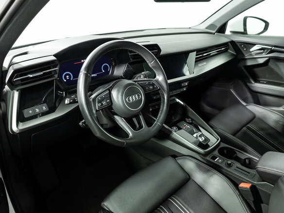 2021 Audi A3 35 TFSI IV (8Y), белый, 2925900 рублей - вид 10