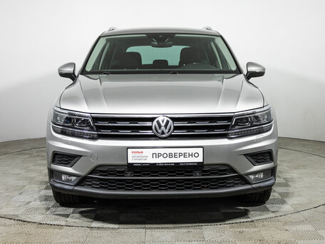 2020 Volkswagen Tiguan II, серебристый, 2100000 рублей, вид 2
