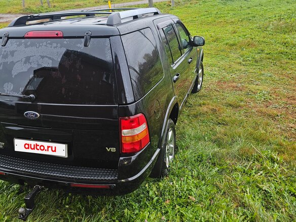 2005 Ford Explorer III, чёрный, 850000 рублей - вид 3