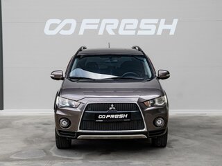 2010 Mitsubishi Outlander II Рестайлинг, коричневый, 1100000 рублей, вид 3