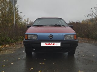 1990 Volkswagen Passat B3, красный, 100000 рублей, вид 2