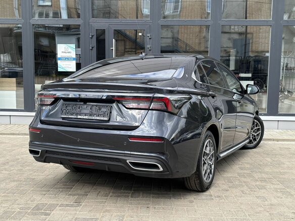 2023 Omoda S5, серый, 1410000 рублей - вид 2