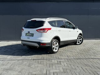 2013 Ford Kuga II, белый, 1370000 рублей, вид 2
