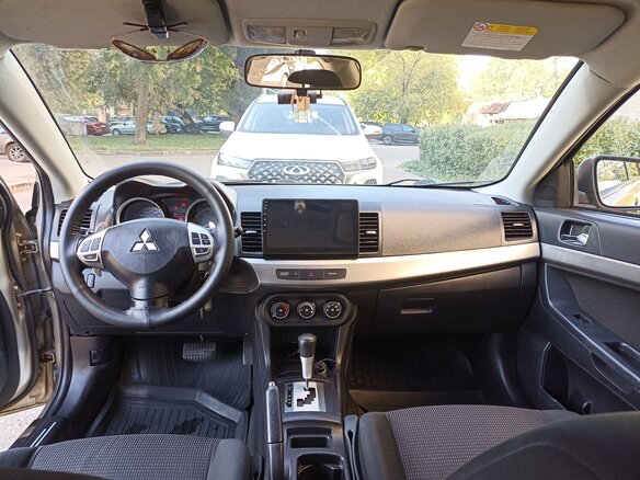 2008 Mitsubishi Lancer X, бежевый, 610000 рублей - вид 12