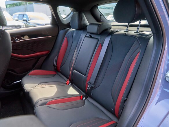 2026 Geely Coolray I Рестайлинг 2, фиолетовый, 2916000 рублей - вид 31