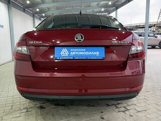 2018 Skoda Octavia III (A7) Рестайлинг, красный, 1779000 рублей, вид 4