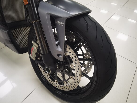 2021 Ducati Diavel, серый, 2899000 рублей - вид 25