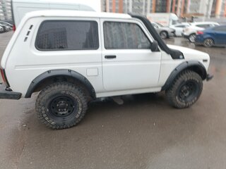 2011 Lada (ВАЗ) 2121 (4x4) I Рестайлинг, белый, 299999 рублей, вид 4