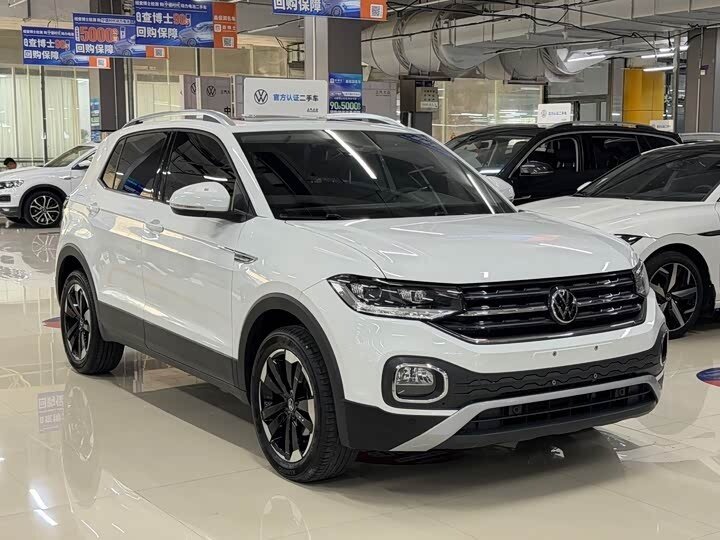 Открыть фотографии: Volkswagen Tacqua