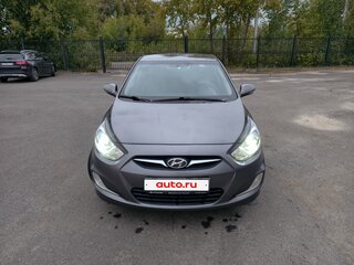 2012 Hyundai Solaris I, серый, 645000 рублей, вид 2