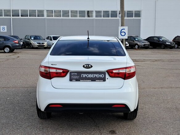 2014 Kia Rio III, белый, 795000 рублей - вид 5