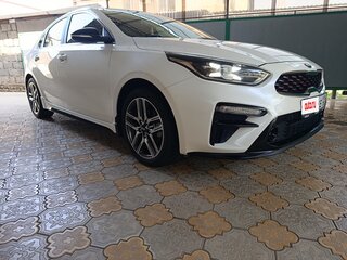 2020 Kia Cerato IV, белый, 2230000 рублей, вид 4